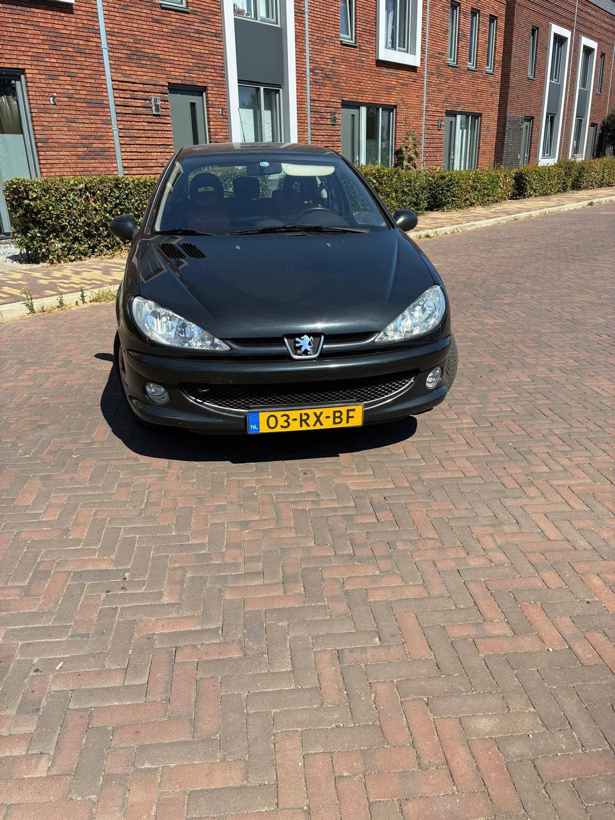 Peugeot 206, Auto's, Voorwielaandrijving, 15 km/l, Zwart, Handgeschakeld