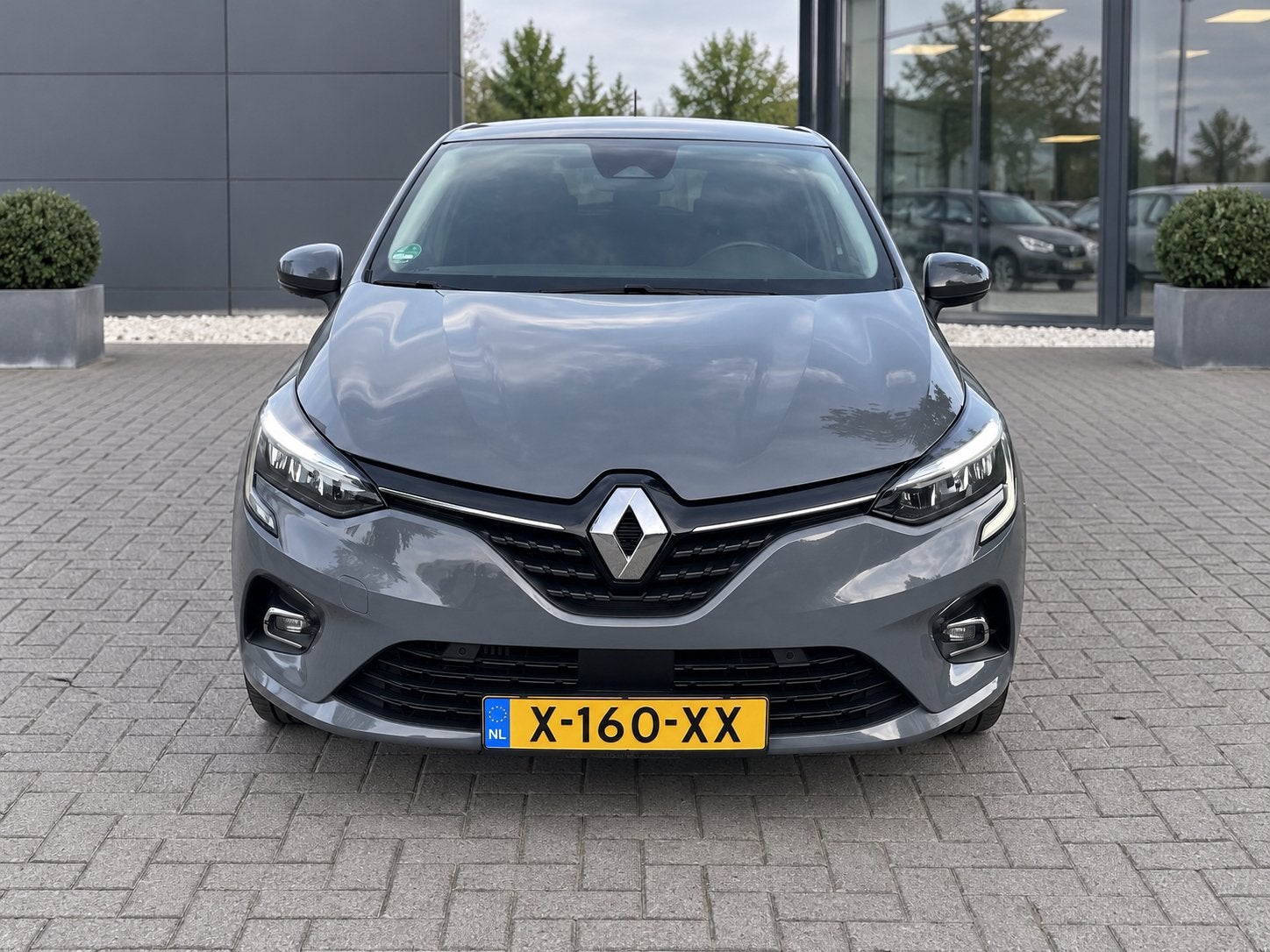 Renault Clio 1.0 TCe Intens| 1e eigenaar |47.247 km |CarPlay, Auto's, Dealer onderhouden, Stof, 49 €/maand, 19 km/l