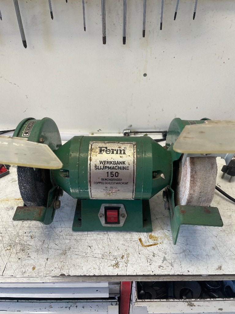 Slijpsteen, Doe-het-zelf en Verbouw, Ophalen, Gebruikt, Minder dan 700 watt, Werkbankslijpmachine