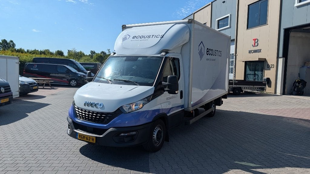 Iveco Daily 35S14 2020 Wit Bakwagen, Auto's, Bestelauto's, Particulier, Iveco, Diesel, Handgeschakeld, Origineel Nederlands, Wit