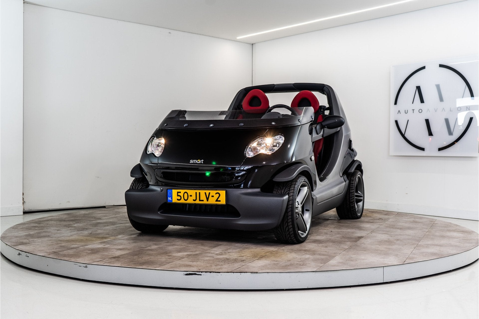 Smart Fortwo cabrio Crossblade 0.7 BRABUS 71PK | YOUNGTIMER, Automaat, Stoelverwarming, Achterwielaandrijving, Gebruikt