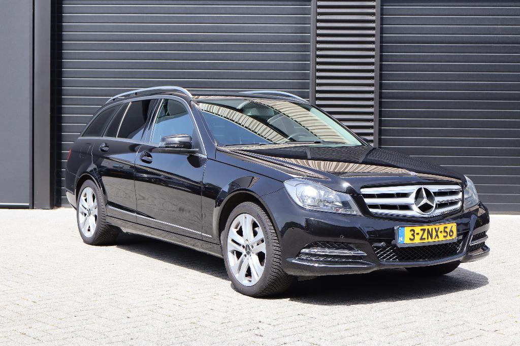 Mercedes-Benz C-Klasse C180 Estate, Auto's, Mercedes-Benz, Automaat, Achterwielaandrijving, 1800 kg, Zwart