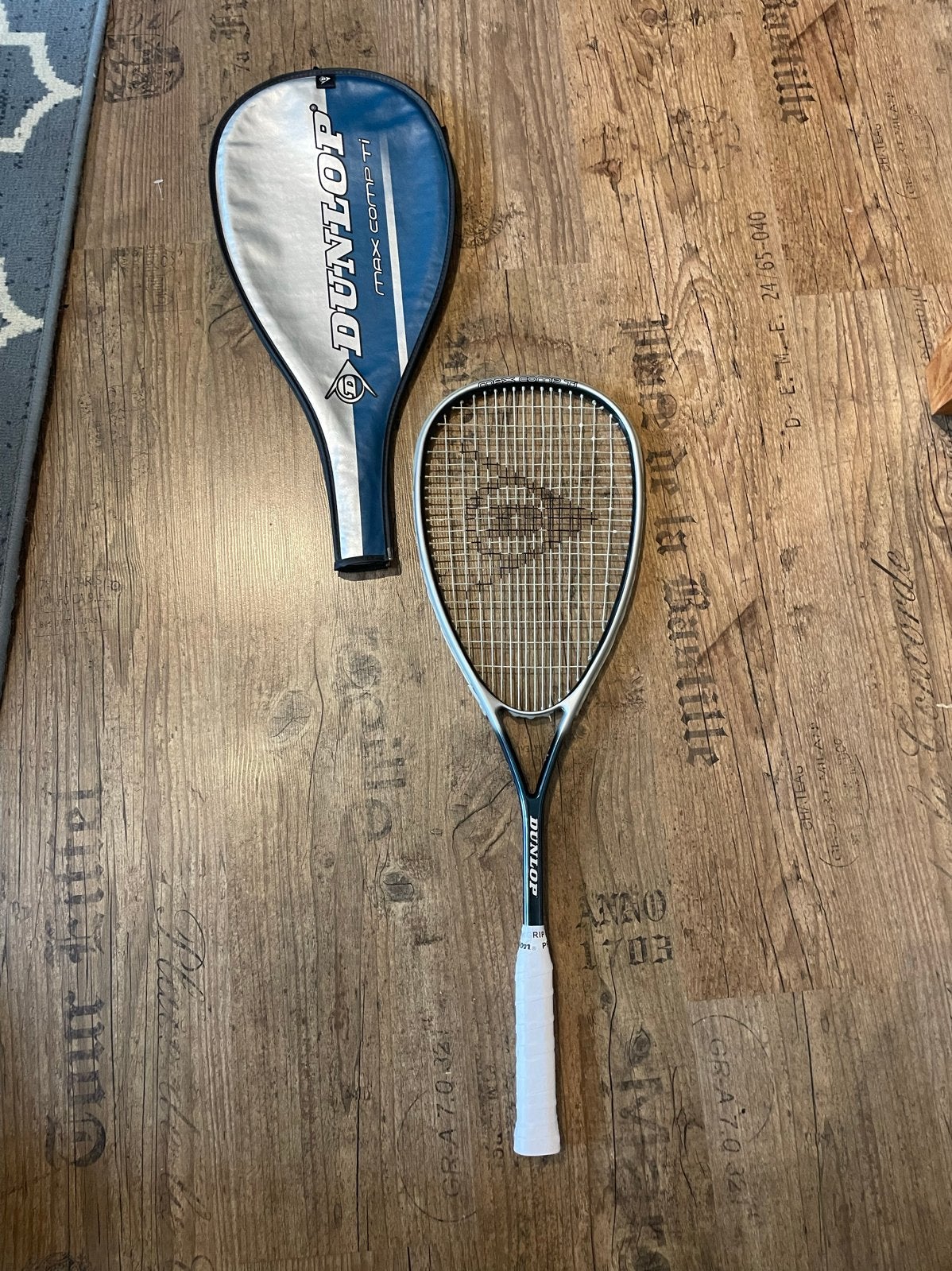 Dunlop Max Comp Ti Squashracket met Hoes, Ophalen of Verzenden, Gebruikt, Racket, Met hoes