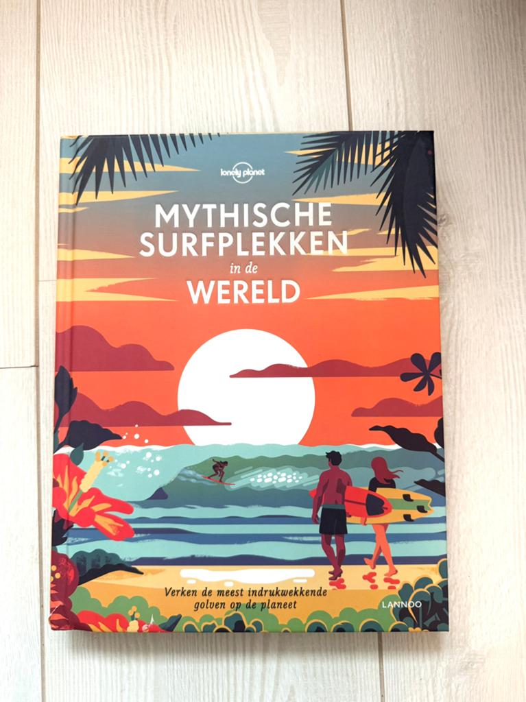 Mytische surfplekken in de wereld -Boek, Ophalen, Zo goed als nieuw, Europa