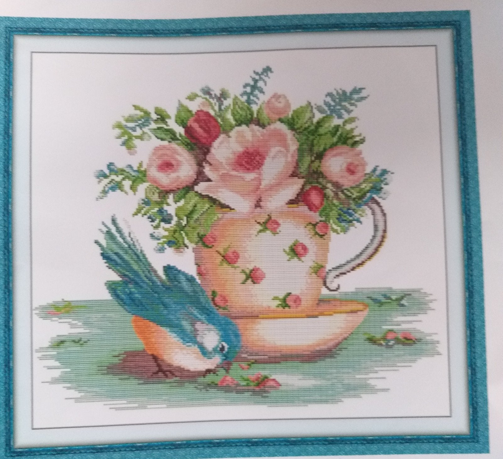 Borduurpakket Vogel bij kopje bloemen., Verzenden, Nieuw, Handborduren, Borduurpakket