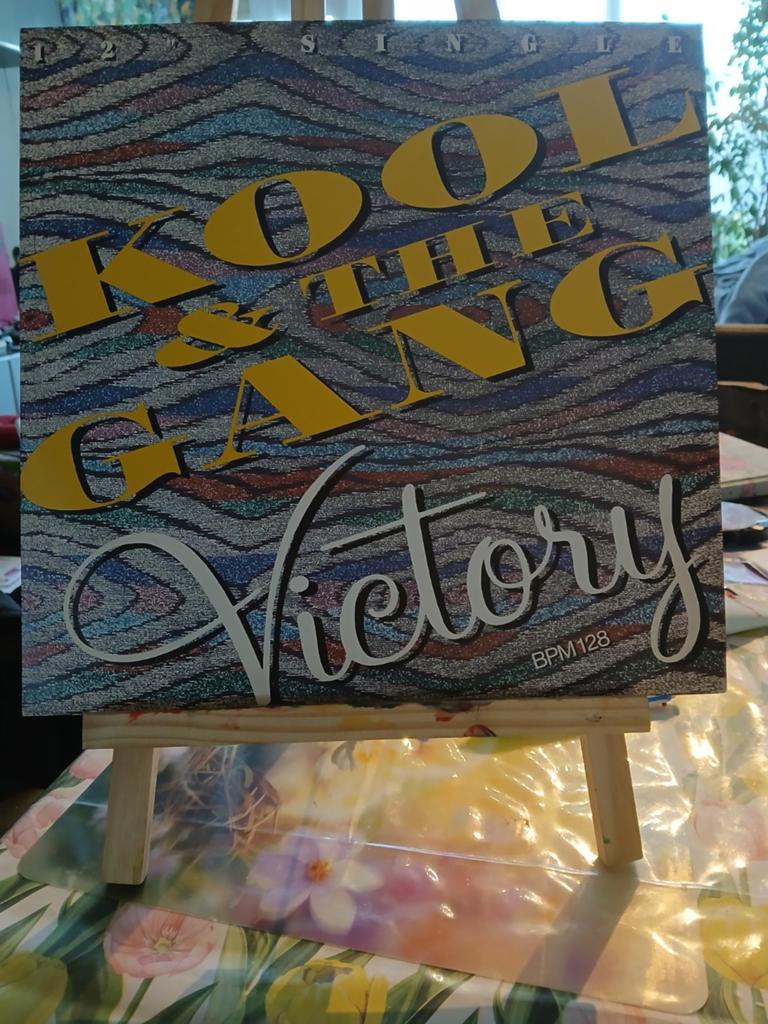 Kool & The Gang - Victory (Single) maxi lp, Gebruikt, Ophalen of Verzenden, 12 inch, R&B en Soul