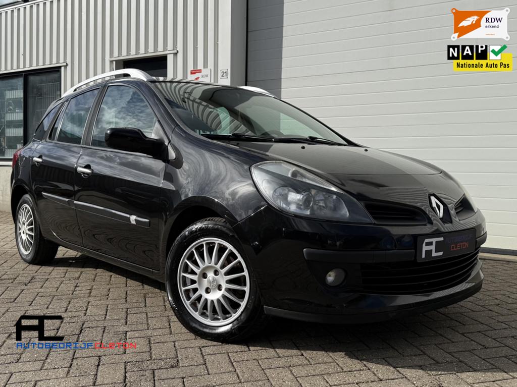 Renault Clio1.2 Estate|NWE APK|LMV|AIRCO|TREKHAAK|ELK PAKKET, Voorwielaandrijving, Zwart, 4 cilinders, 1095 kg