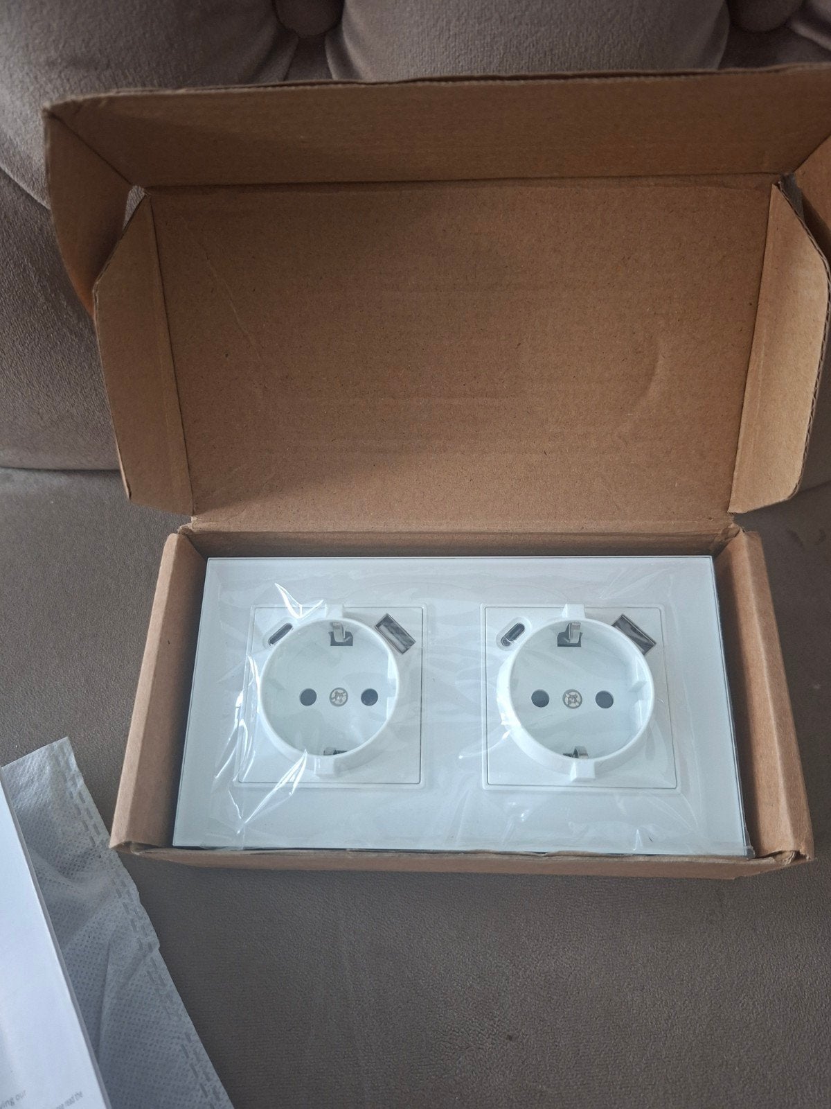 CNBINGO Dubbel Stopcontact met USB-A/C Oplader Wit, Ophalen of Verzenden, Nieuw
