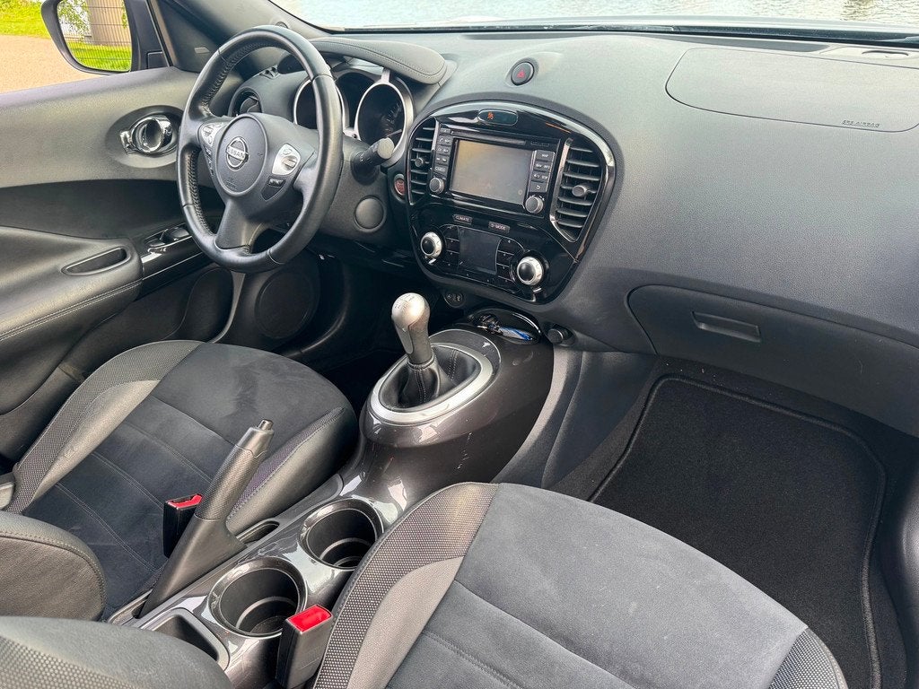 Nissan Juke 1.6 S/S N-Connecta 360camera LED Blindspot, Auto's, Voorwielaandrijving, Euro 6, 14 km/l, Handgeschakeld