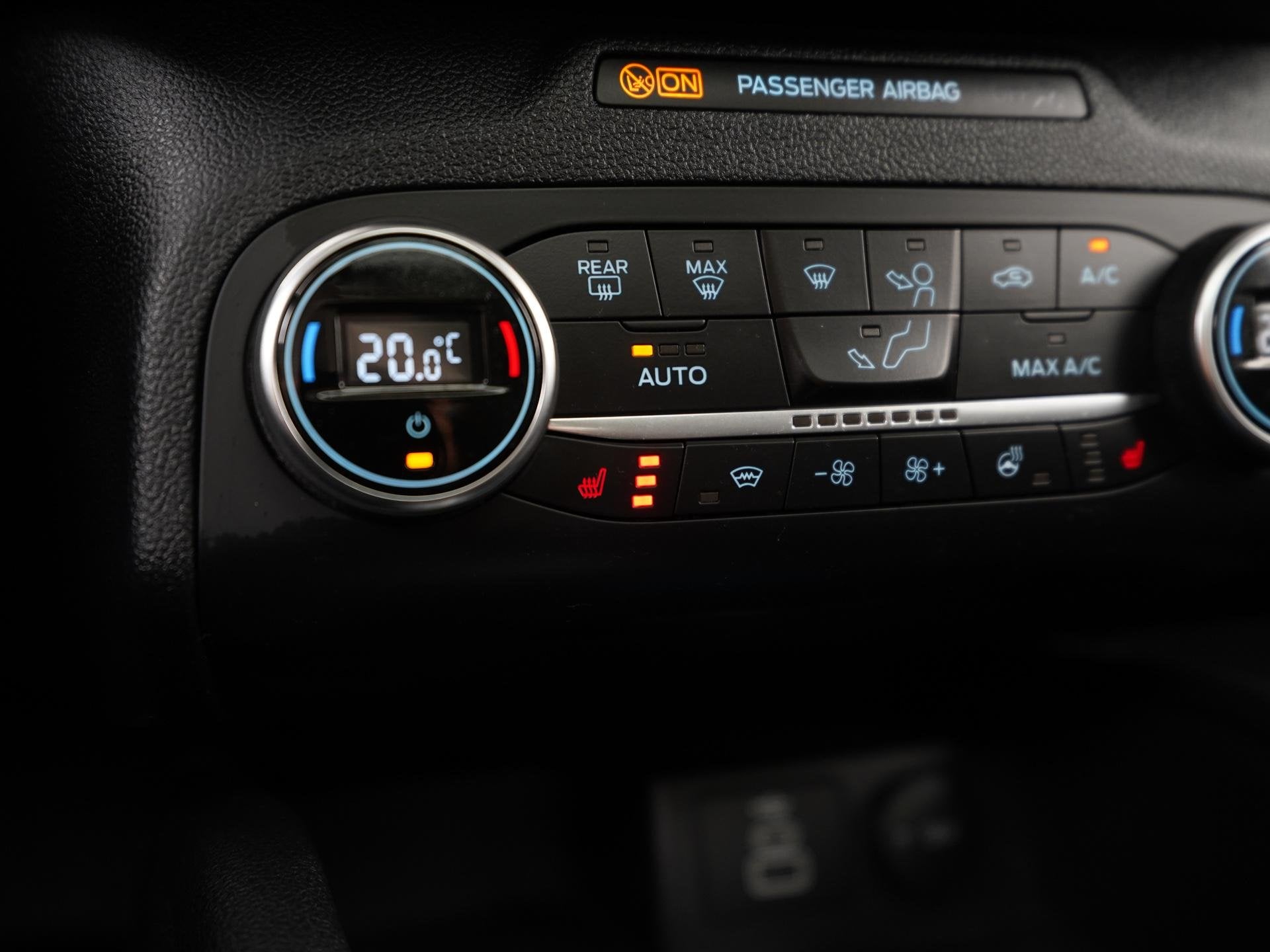Foto 14 van Ford Kuga 2.5 PHEV Vignale | Panoramadak | ACC | Head Up | Z
