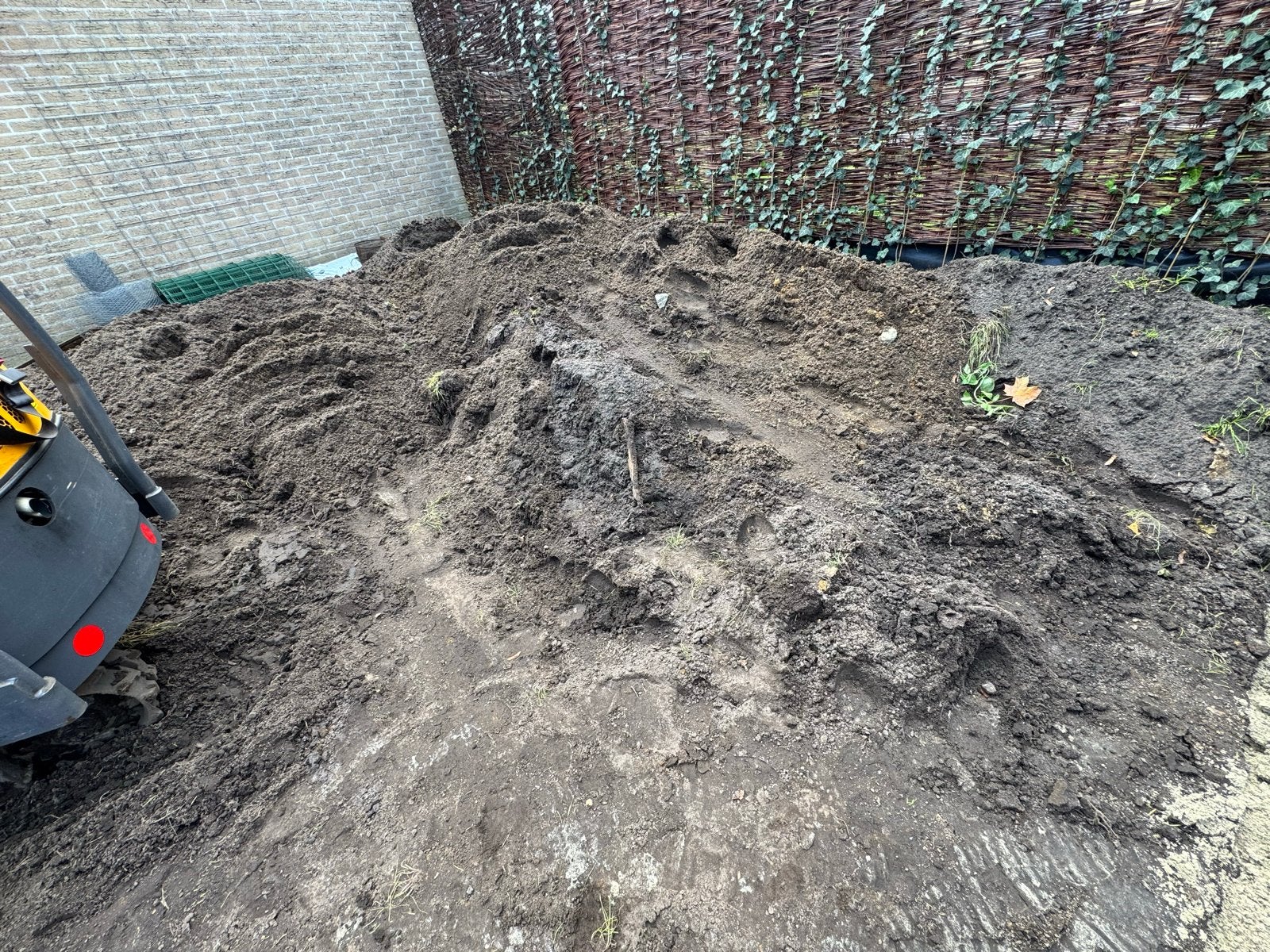 Grote hoeveelheid schone grond/aarde, Tuin en Terras, Ophalen, Gebruikt, Ophoogzand