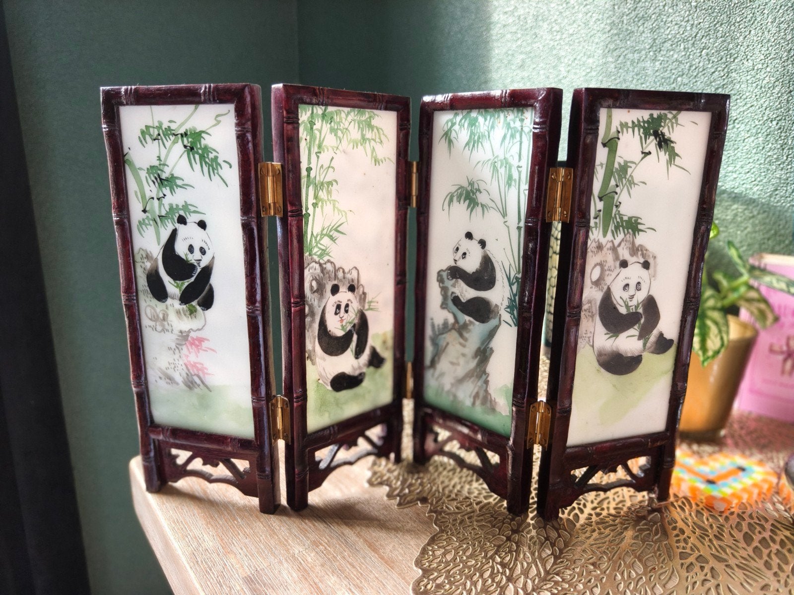 Decoratief miniatuur kamerscherm met panda's en landschappen, Hout, Meerkleurig, Ophalen of Verzenden, Oosters