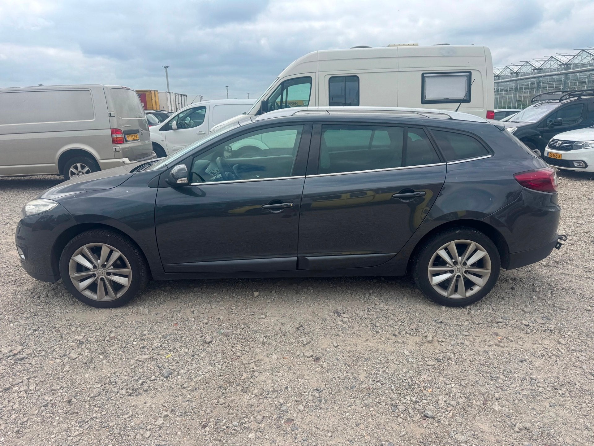 Renault Mégane Estate | 2012 | 2.0 Bose | Automaat DEFECT !, Auto's, Euro 5, Gebruikt, 4 cilinders, Leder en Stof