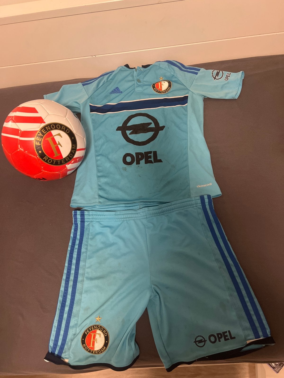 Feyenoord tenue en bal - Maat 152 (11-12 jaar), Maat XL, Ophalen of Verzenden, Gebruikt, Set