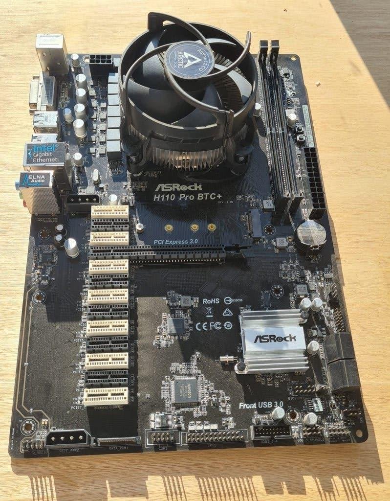 ASRock H110 PRO BTC+ Moederbord + Intel Celeron, Computers en Software, Gebruikt, LGA 1151, DDR4, Ophalen of Verzenden