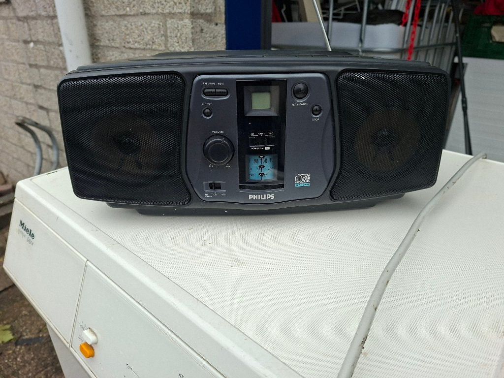 philips radio type az8040 met cd en cassettespeler, Ophalen of Verzenden, Gebruikt