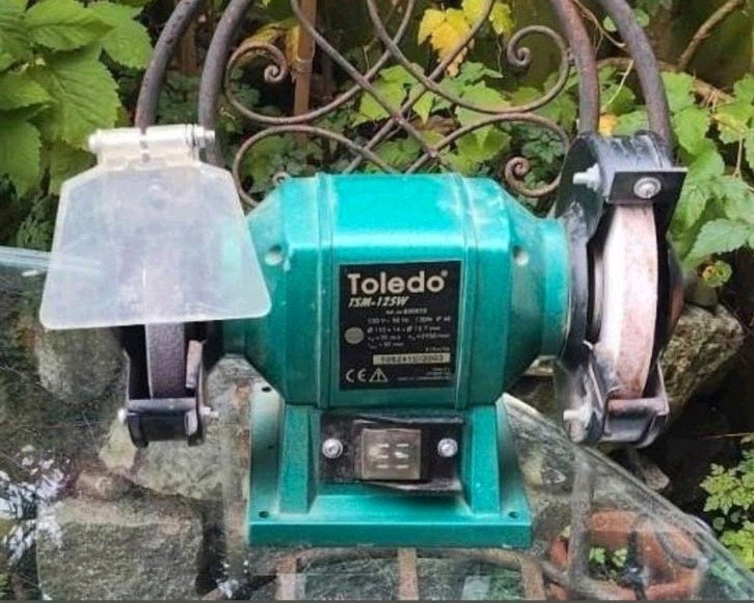 Toledo Bankslijpsteen, Ophalen, Gebruikt, Minder dan 700 watt, Werkbankslijpmachine