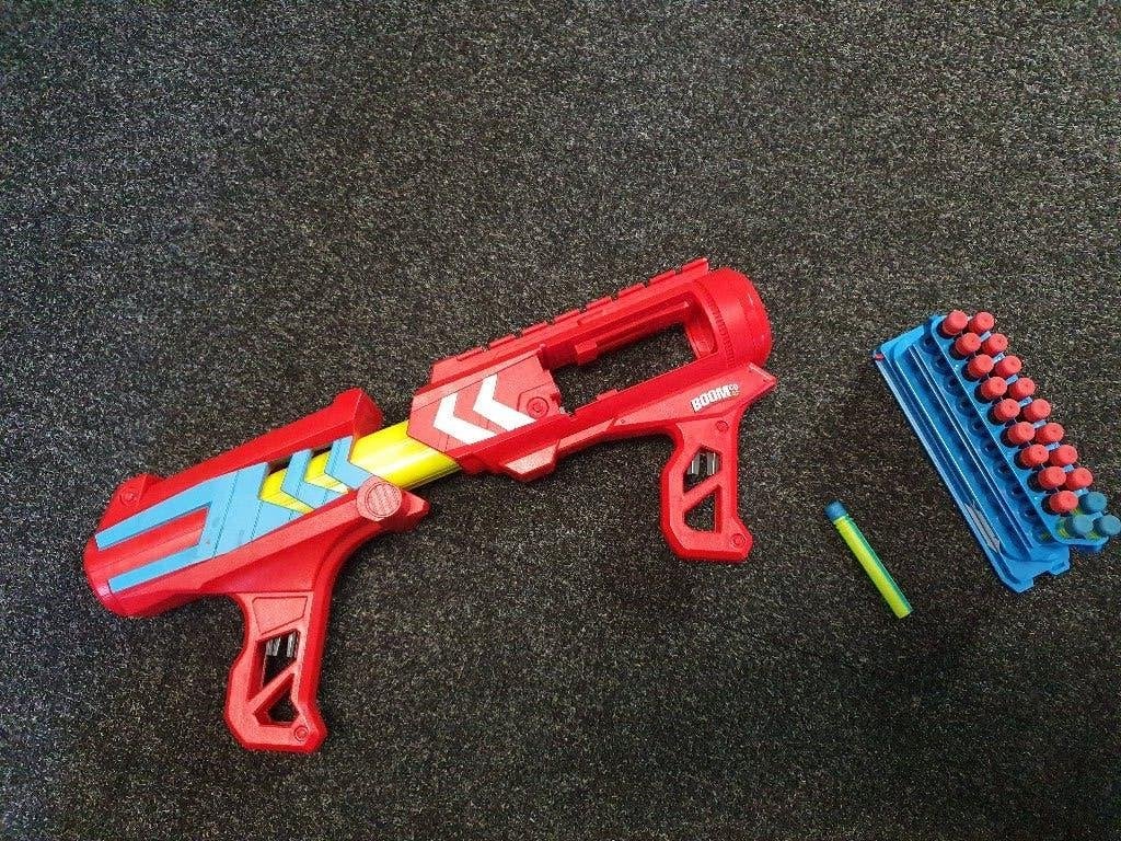 BoomCo Blaster met pijltjes en magazijn - Zo goed als nieuw, Ophalen of Verzenden, Zo goed als nieuw