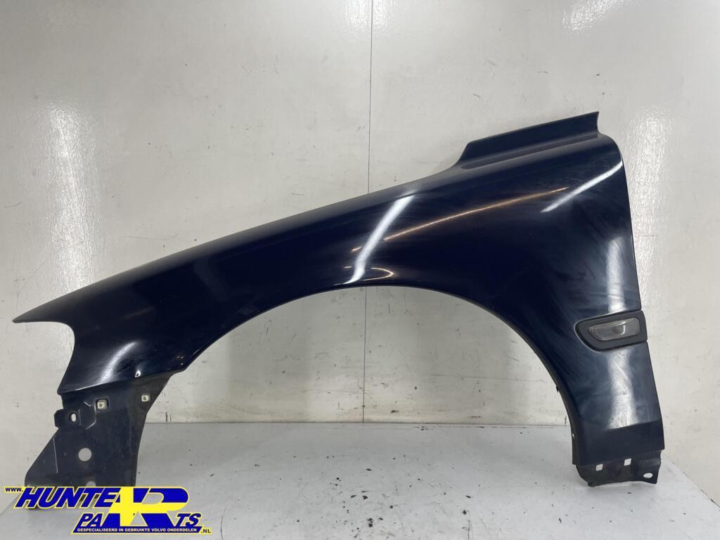 Voorscherm L blauw 604 Volvo V70 II ('00-'08), Auto-onderdelen, Carrosserie en Plaatwerk, Gebruikt, Ophalen of Verzenden, Volvo