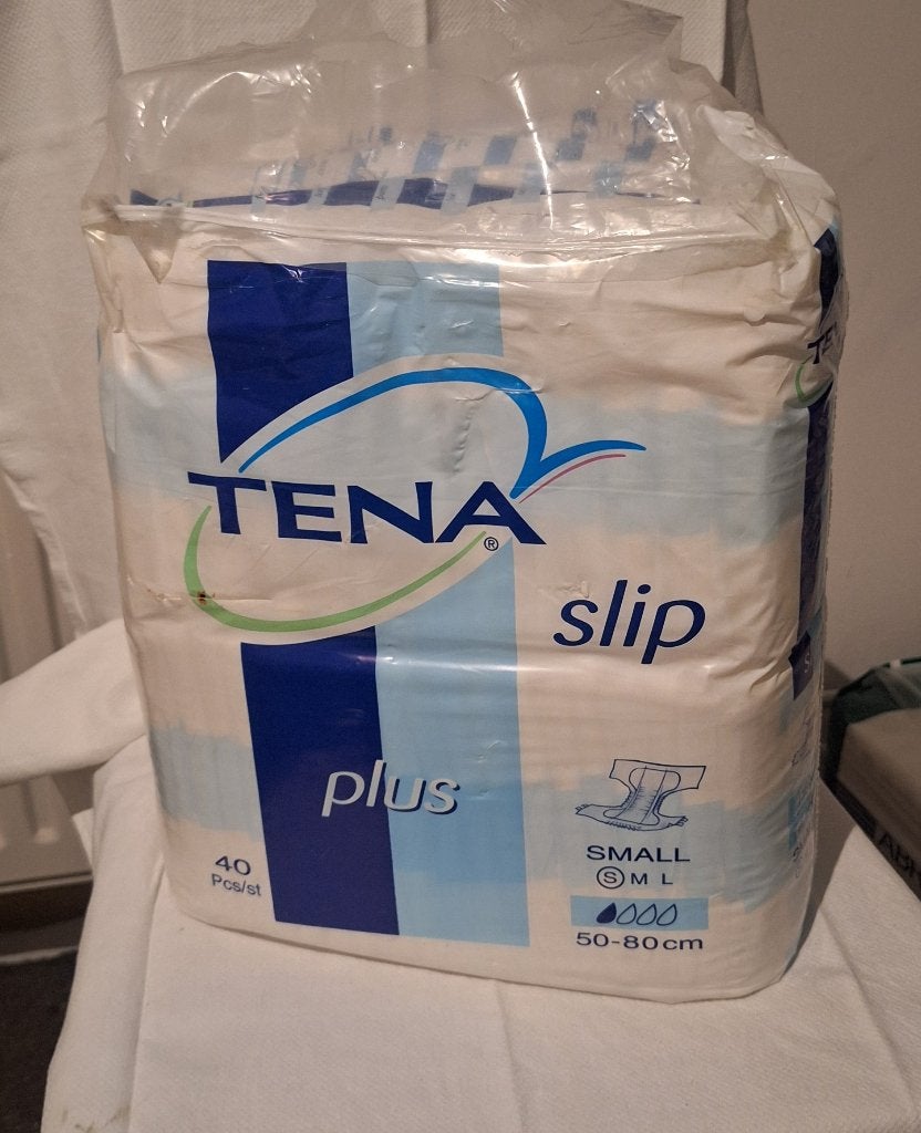 tena slip small  luier, Ophalen of Verzenden, Nieuw