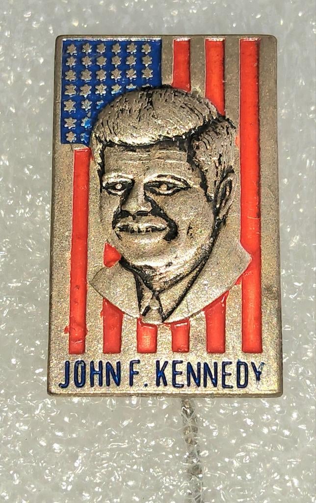 Vintage John F. Kennedy Speldje - Amerikaanse Vlag, Verzamelen, Ophalen of Verzenden, Gebruikt, Overige onderwerpen, Speldje of Pin