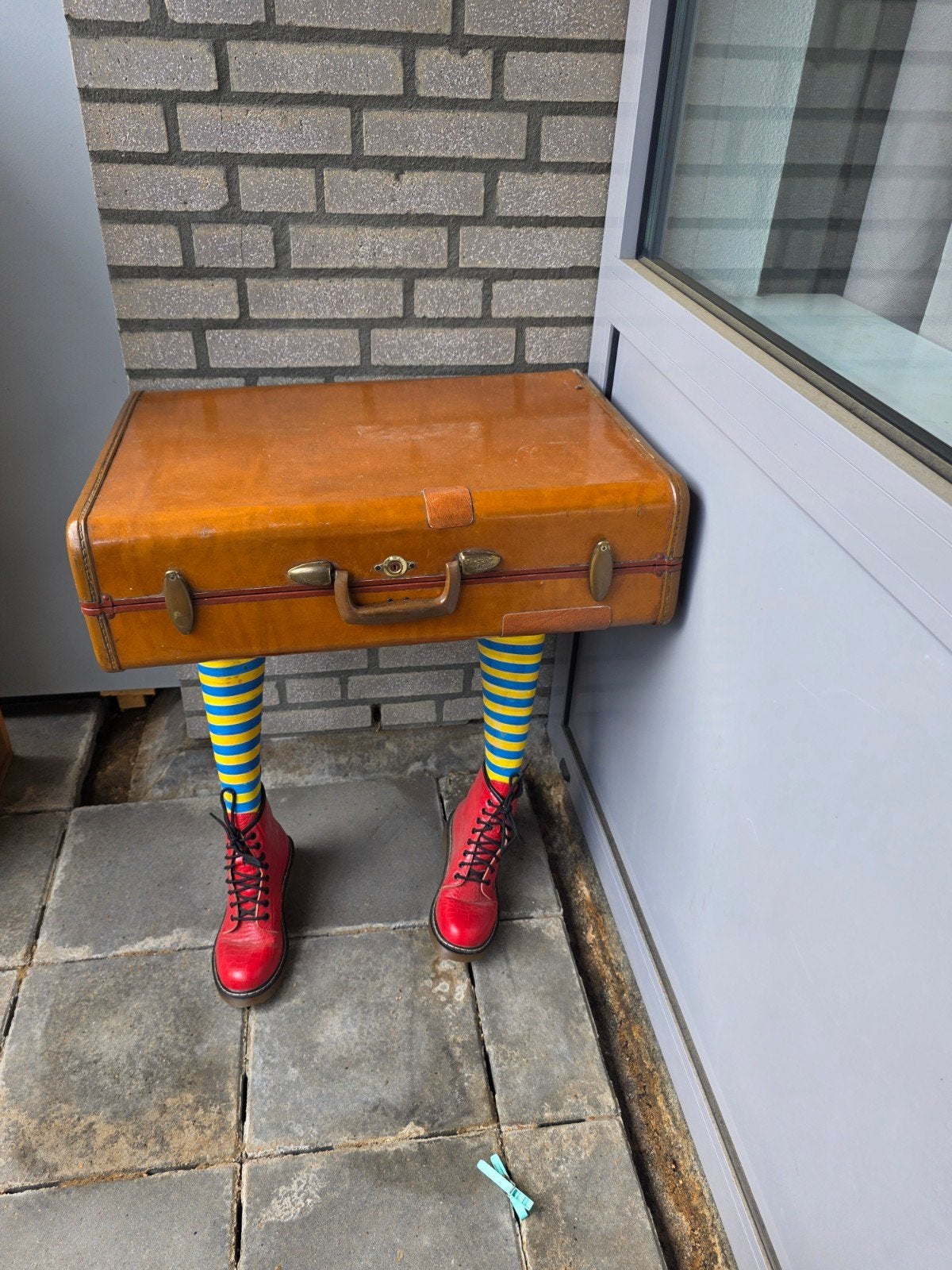 Unieke Koffer met Benen - Decoratief Kunstobject, Ophalen of Verzenden