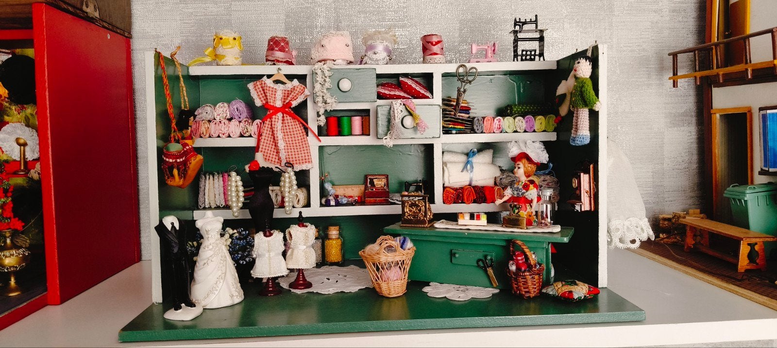 stoffenwinkel, Ophalen, Zo goed als nieuw, Poppenhuis