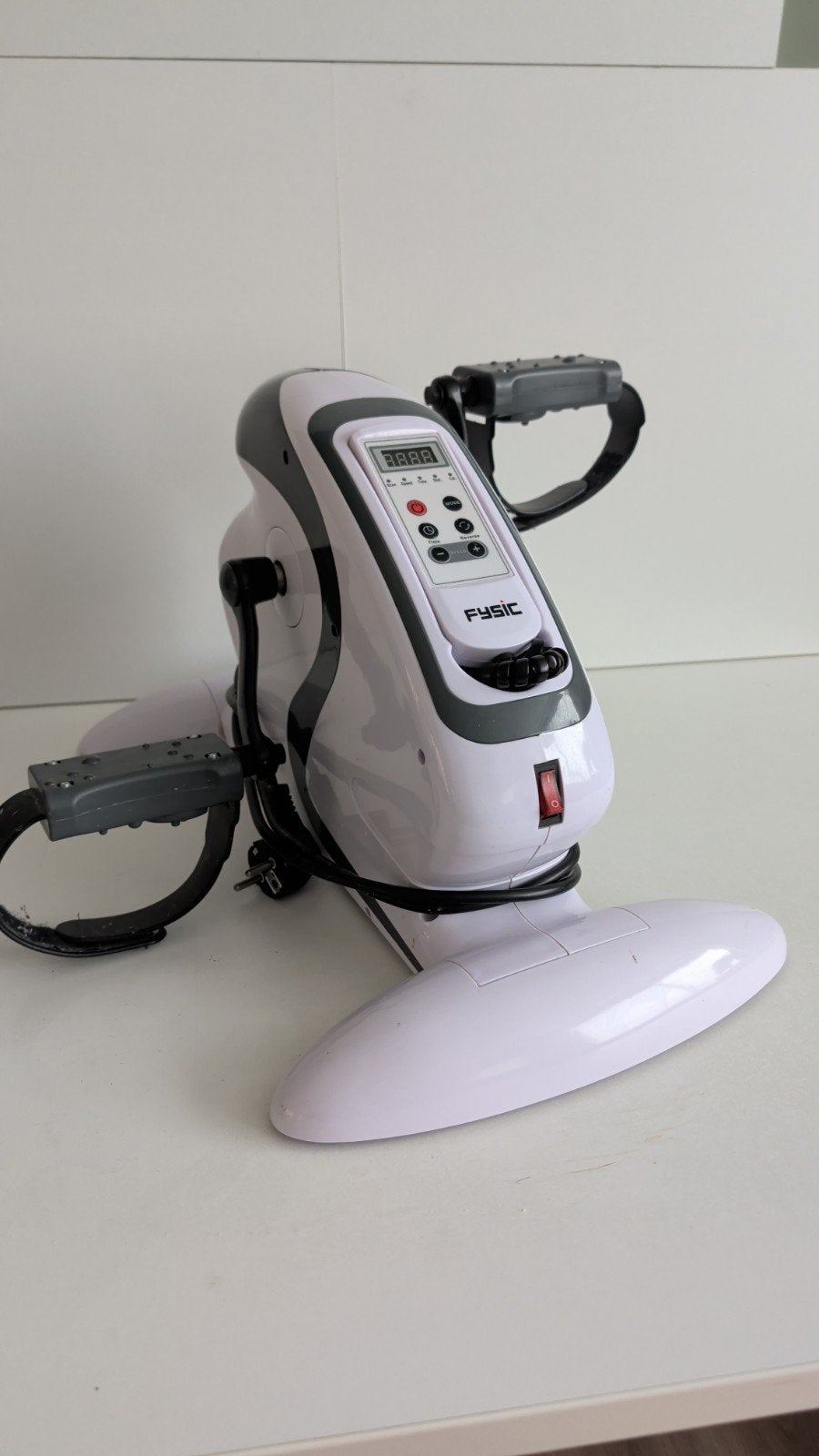 Hometrainer Fysic FW18, Zo goed als nieuw met afstandsbedien, Kunststof, Armen, Ophalen of Verzenden, Zo goed als nieuw