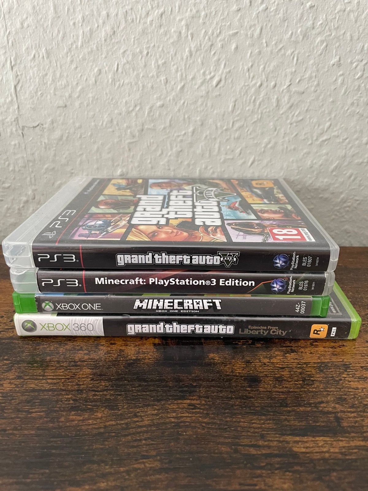 Xbox en playstation games, 3 spelers of meer, Ophalen of Verzenden, Zo goed als nieuw, Vanaf 12 jaar