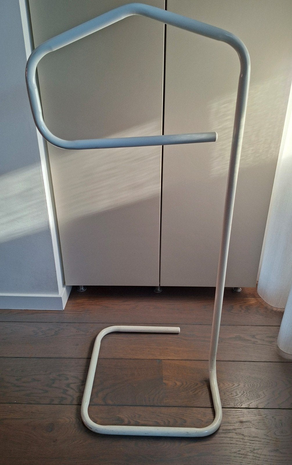 Vintage witte metalen Dressboy, Ophalen, Gebruikt, 100 tot 150 cm, Overige typen