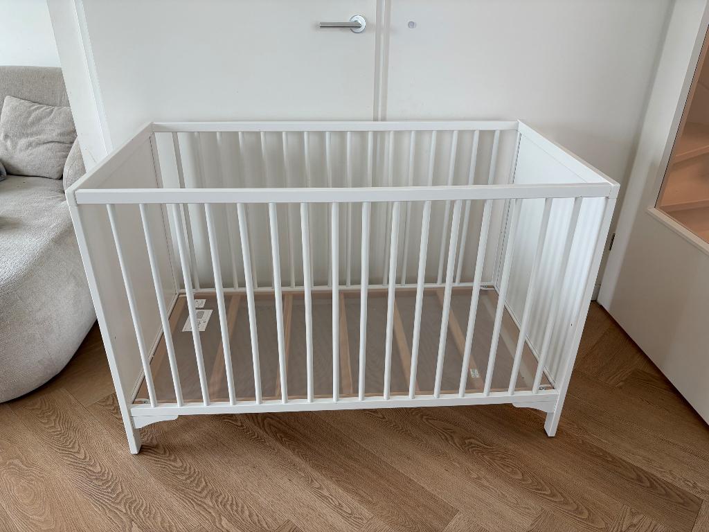 Ledikant, Kinderen en Baby's, Ophalen, Zo goed als nieuw, Ledikant