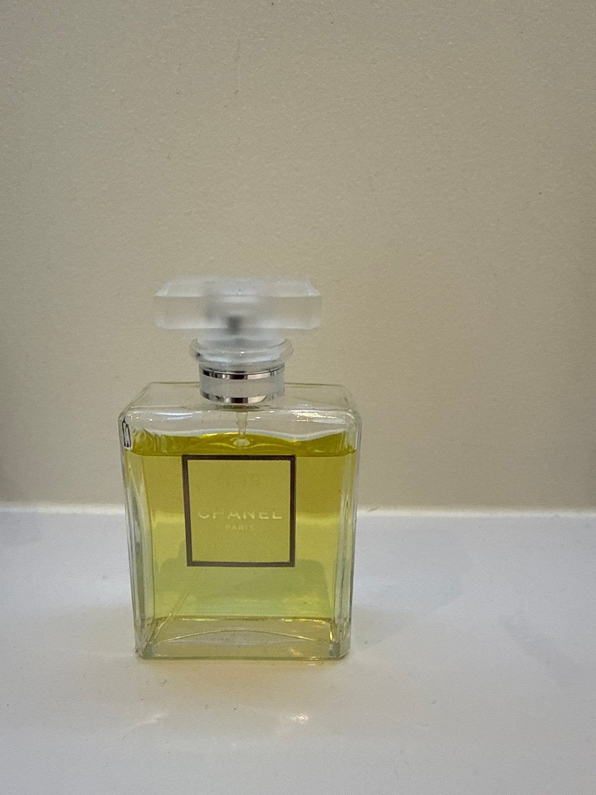 Chanel N19 Poudre Eau de Parfum - 50ml, Ophalen of Verzenden, Gebruikt