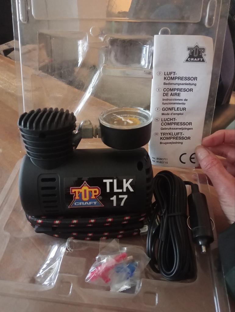 Compressor voor banden, luchtbedden  etc nieuw !, Minder dan 25 liter, Ophalen of Verzenden, Nieuw, Minder dan 200 liter/min