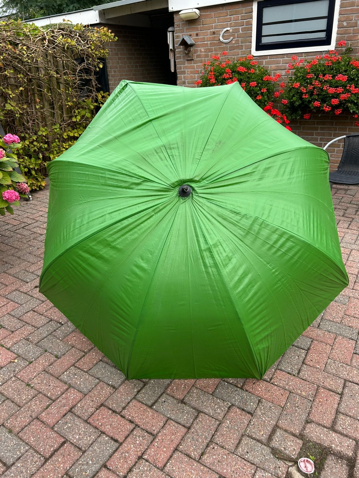 Te koop vis parasol merk albatros, Ophalen, Zo goed als nieuw