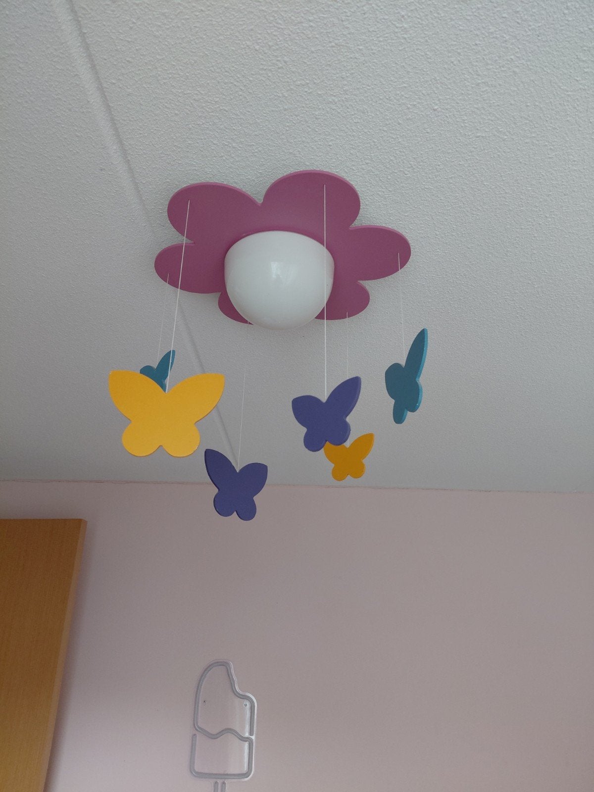 Leuke plafondlamp met vlinders voor kinderkamer, Gebruikt, Meerkleurig, Plafondlamp, Ophalen