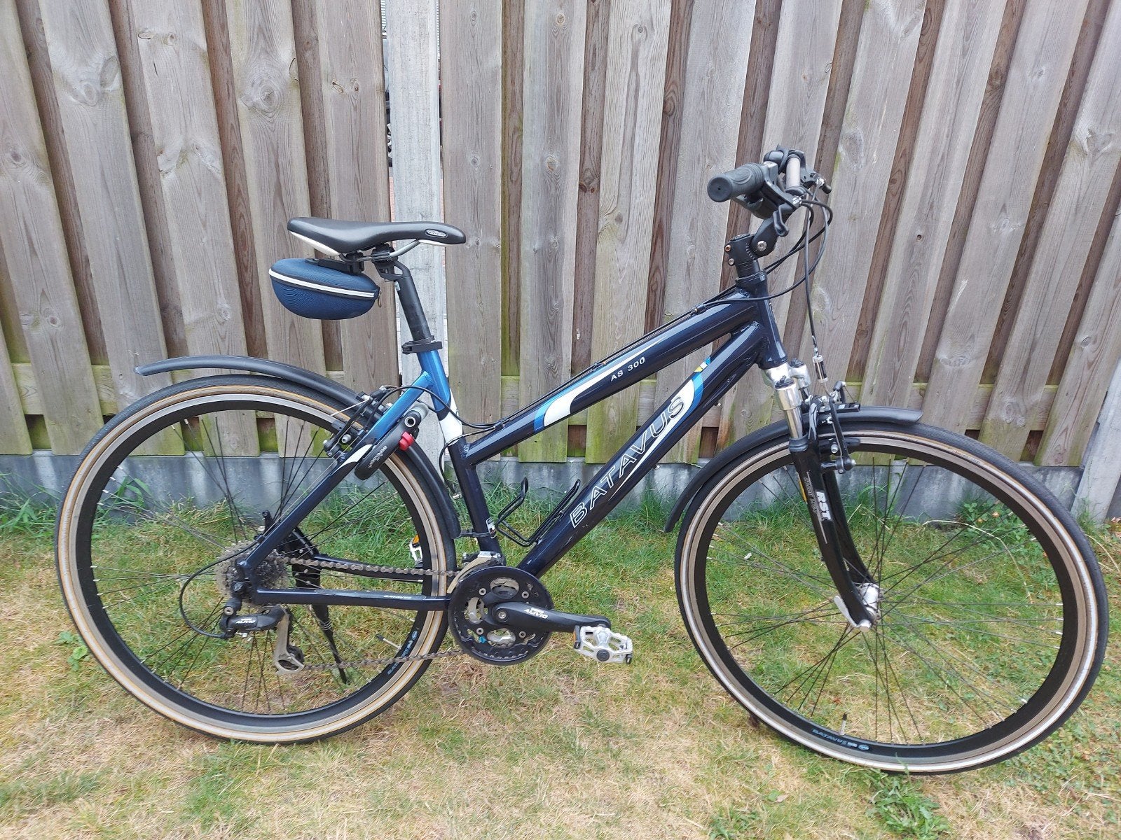 Batavus crosshybride trekkingfiets 28 inch framemaat 48 cm, Fietsen en Brommers, Ophalen, Minder dan 10 versnellingen, 47 tot 50 cm