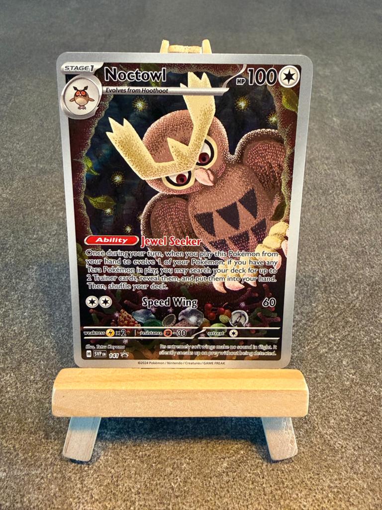Noctowl SVP141 -  Scarlet & Violet Promo - Pokemon, Ophalen of Verzenden, Zo goed als nieuw, Losse kaart