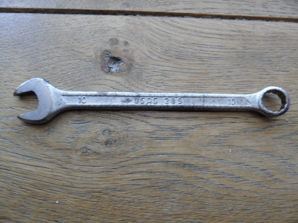 USAG 285 extra made in Italy ringsteeksleutel 10, Ophalen of Verzenden, Gebruikt