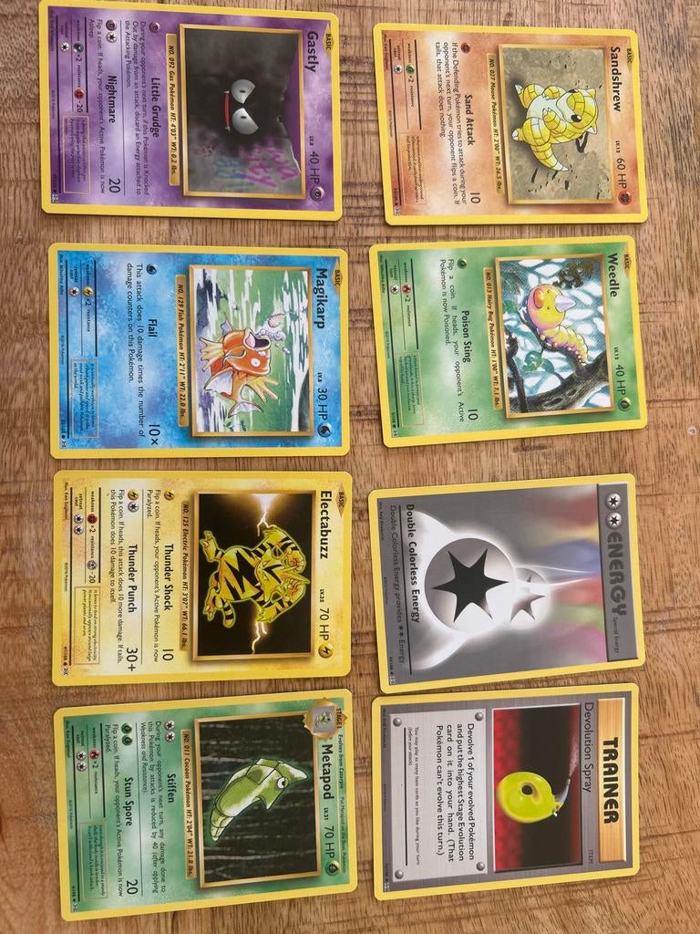 Oude Pokémon kaarten - Gastly, Magikarp, Sandshrew, etc., Hobby en Vrije tijd, Verzamelkaartspellen | Pokémon, Nieuw, Meerdere kaarten