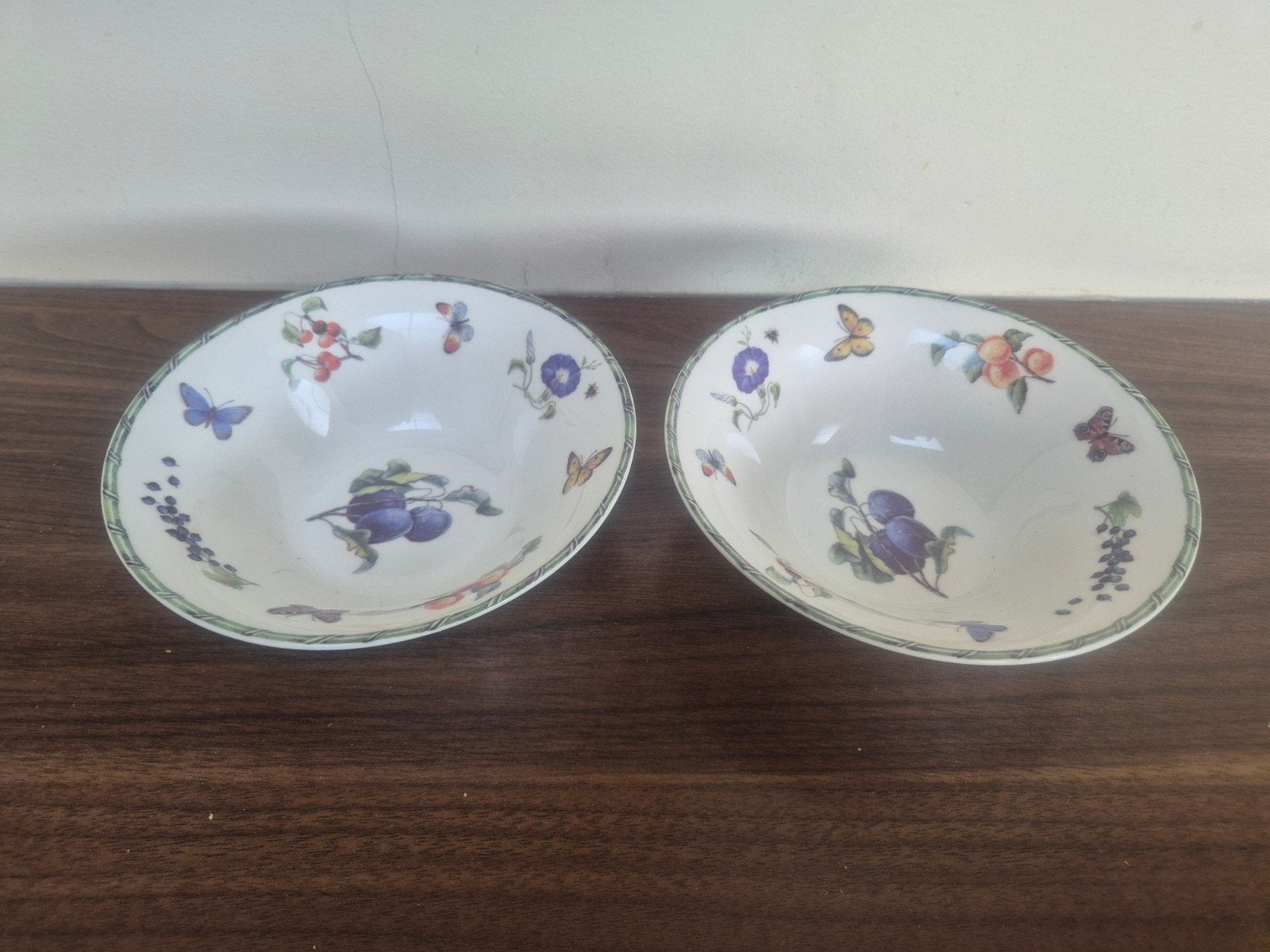 JBS servies Fruit & Flowers, 2 schaaltjes, Overige merken, Keramiek, Ophalen of Verzenden, Overige stijlen