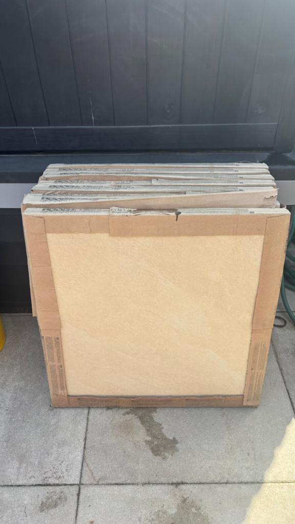 NIEUW Beige keramische tegels, Ophalen, 60 cm of meer, Nieuw, Minder dan 5 m²
