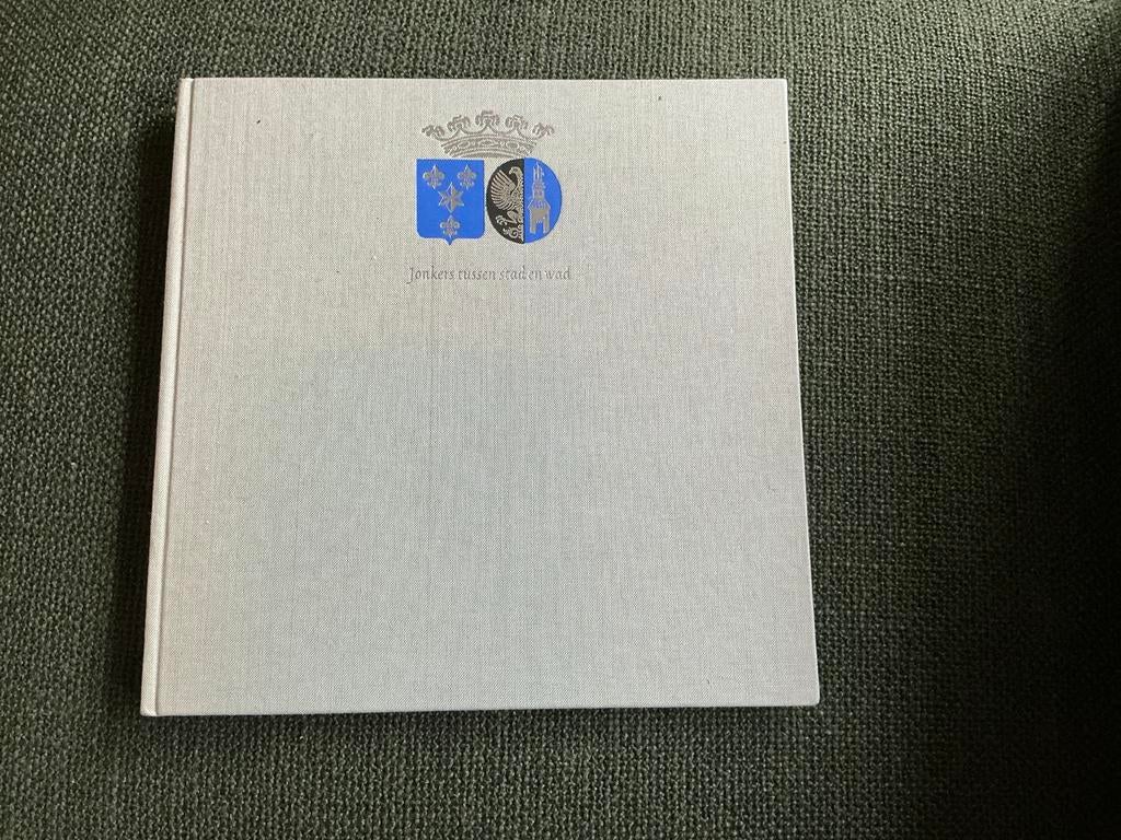 Jonkers tussen stad en wad - De Groningse borgen, Boeken, Ophalen of Verzenden, 20e eeuw of later, Zo goed als nieuw