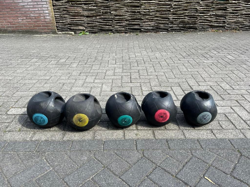 5 x medicine grip bal ballen 6-10 kg gewichten, Medicine grip bal, Gebruikt, 6-7-8-9 en 10 kg, Fitnessbal