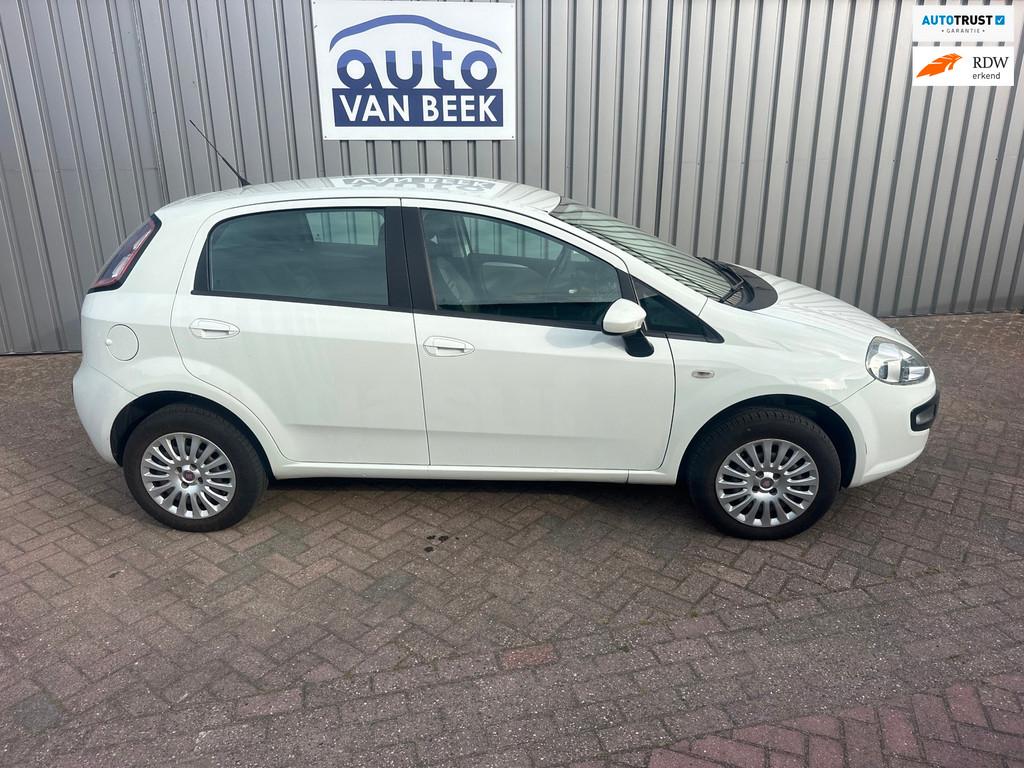 Fiat Punto Evo 1.4 Natural Power Active cng 1.60 europer lit, Voorwielaandrijving, Stof, Zwart, 4 cilinders