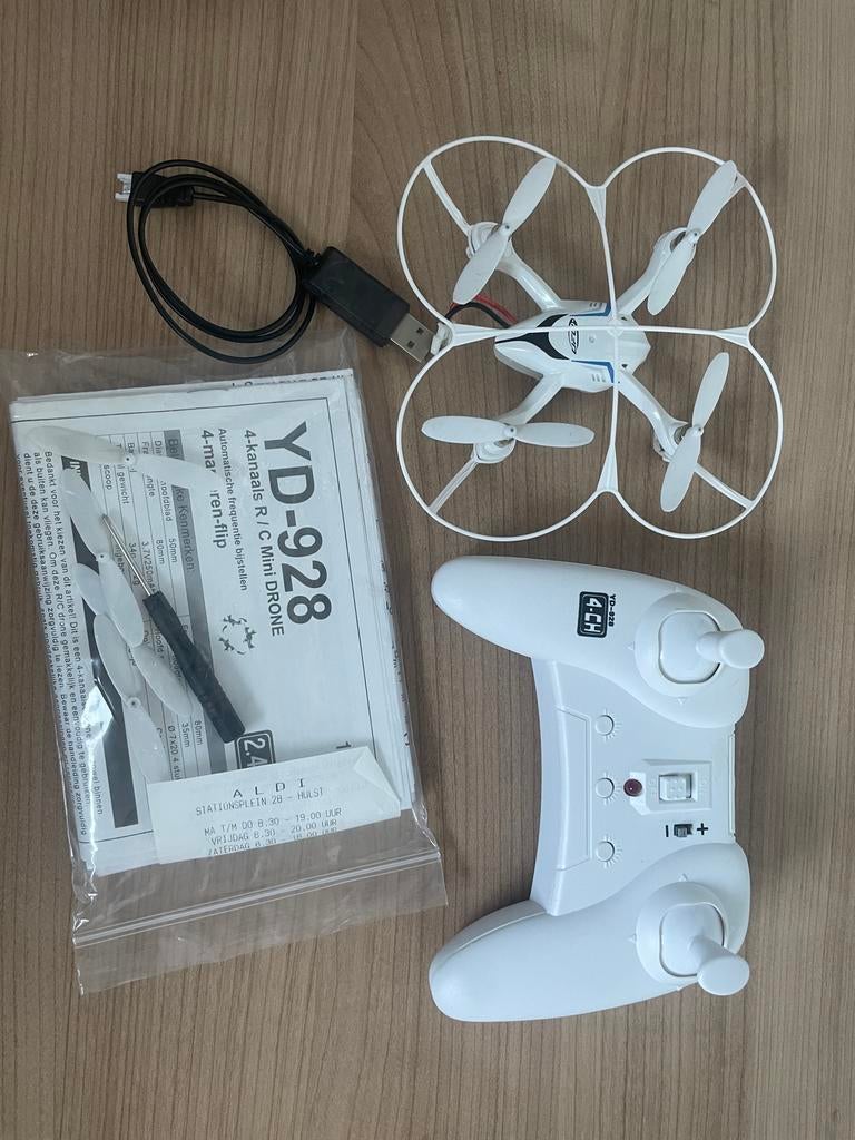 YD-928 Mini Drone - Batterij defect, Ophalen, Zo goed als nieuw