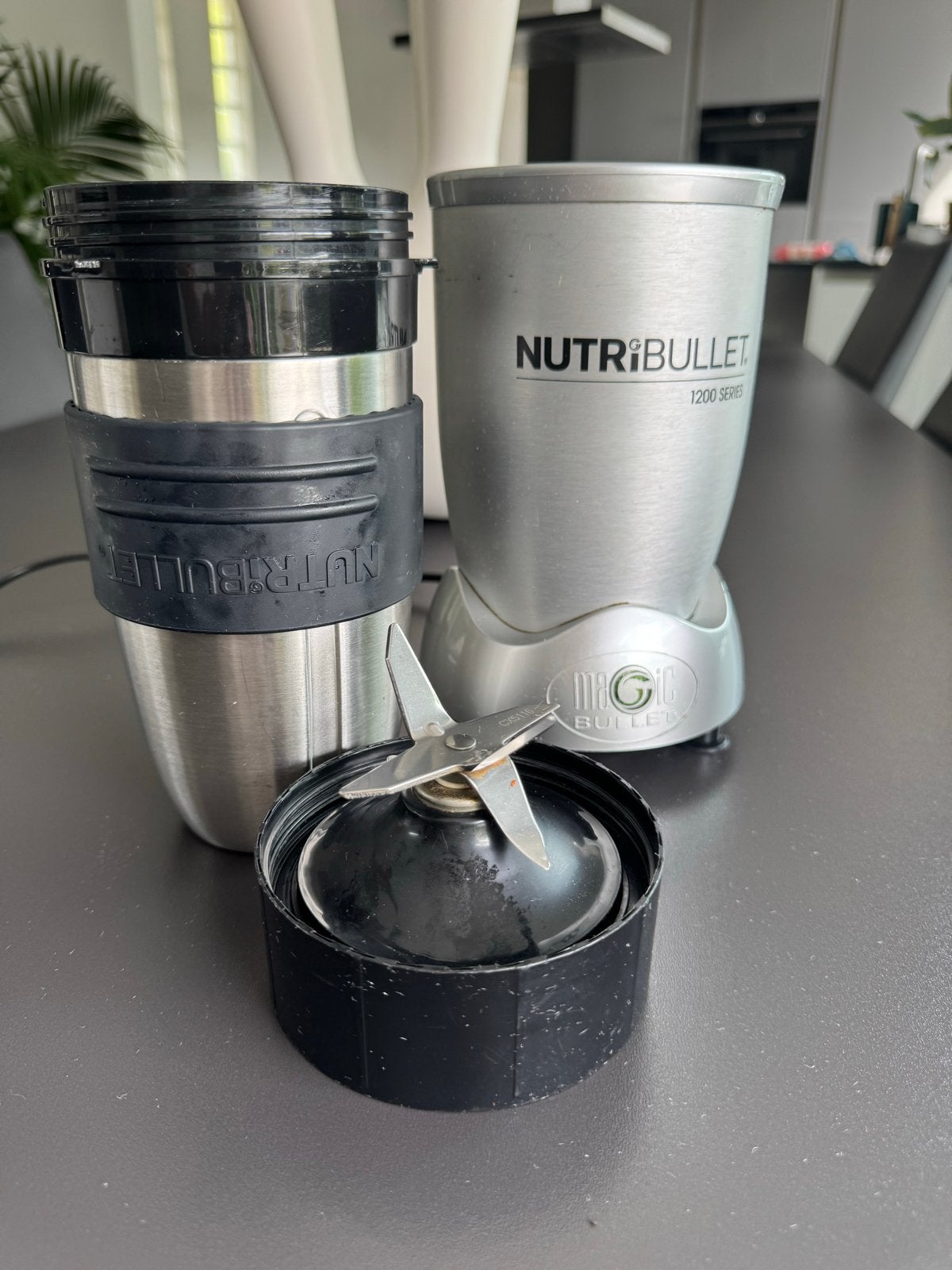 NutriBullet 1200 Series Blender - Zo goed als nieuw, Ophalen of Verzenden, Zo goed als nieuw, Blender