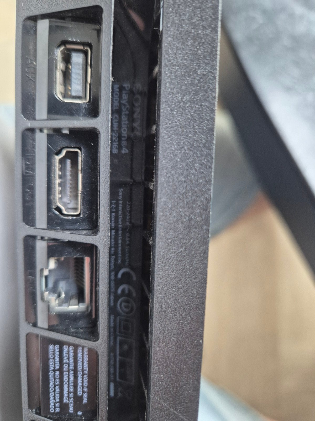 PlayStation 4 Slim 1TB met 2 controllers en 3 games, Ophalen of Verzenden