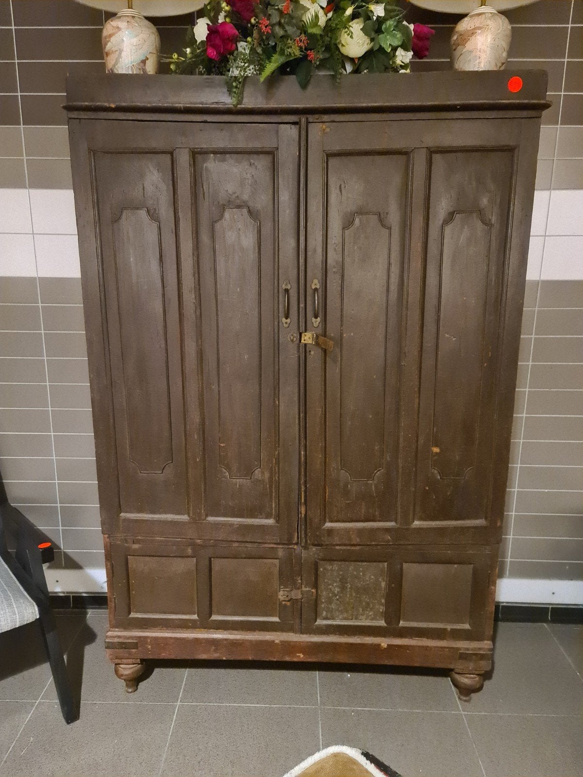 oude antieke kast teakhout 190x125cm dubbele deuren €295, Ophalen