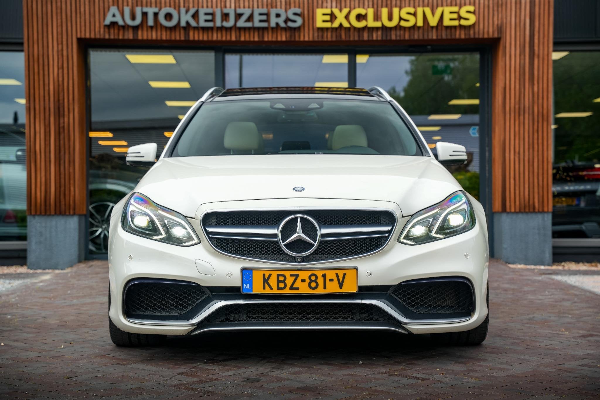 Mercedes-Benz E-klasse Estate AMG 63 S 4MATIC Panodak Harman, Automaat, 5461 cc, Gebruikt, Wit