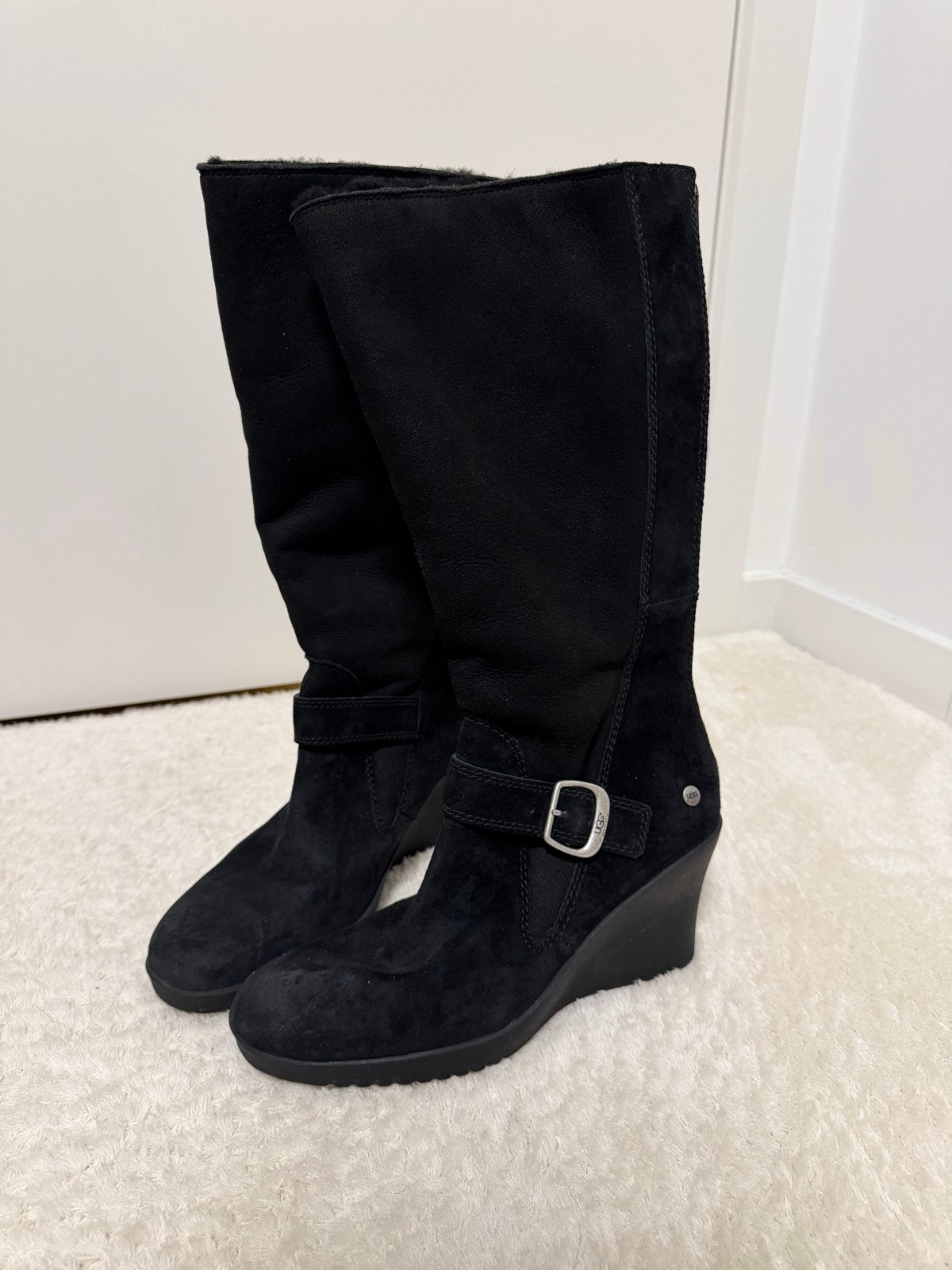 Ugg Laarzen Dames Maat 40 - Zo Goed Als Nieuw!, Kleding | Dames, Schoenen, Hoge laarzen, Zwart, Ophalen of Verzenden, Zo goed als nieuw